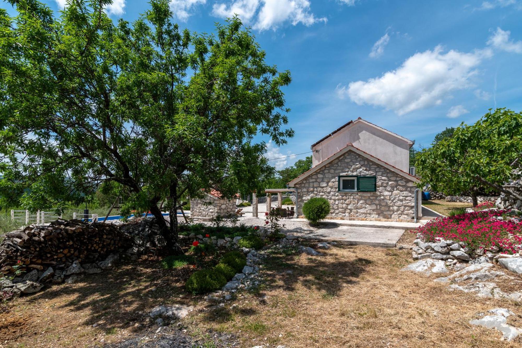 Bristivica Villa Zuza מראה חיצוני תמונה