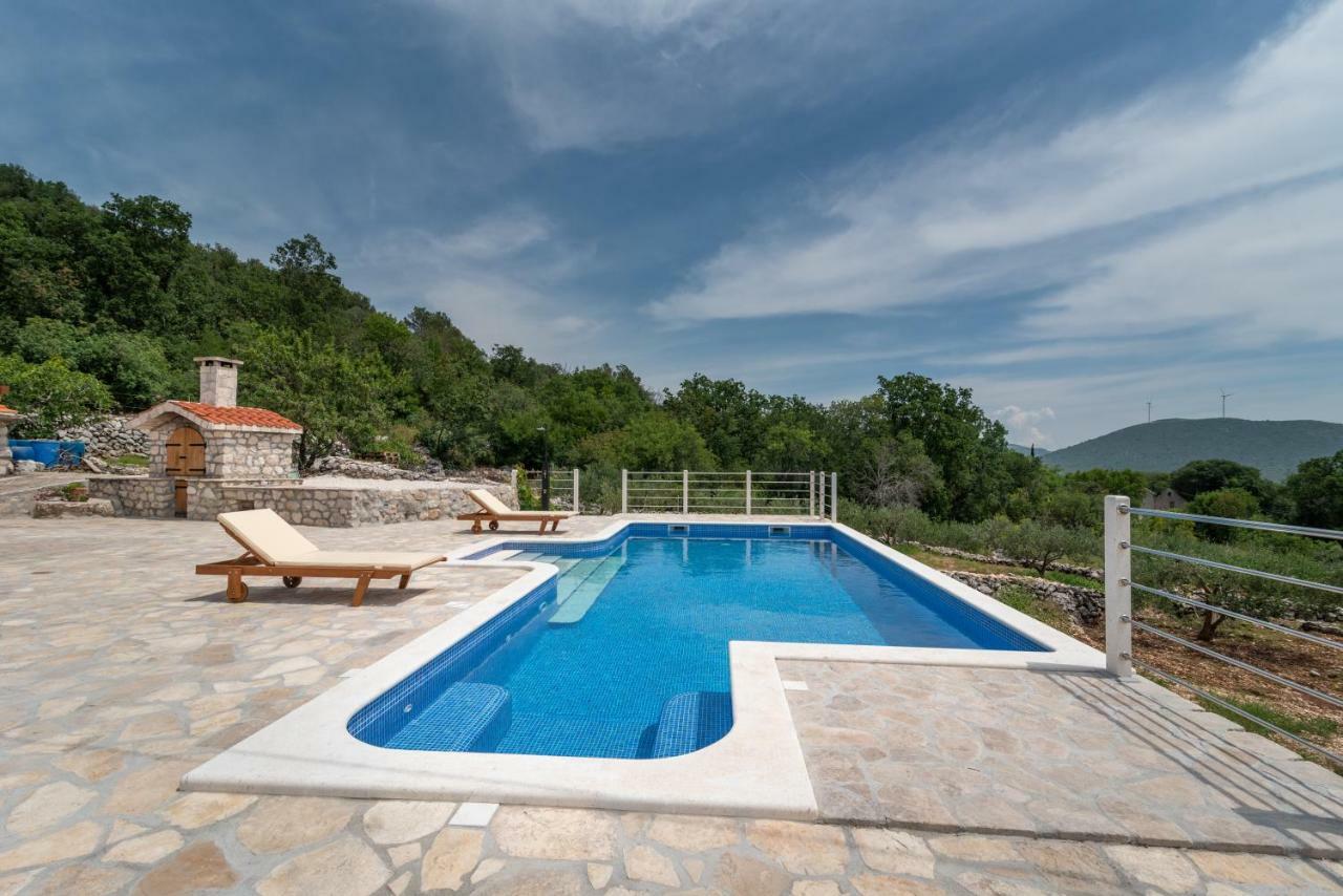 Bristivica Villa Zuza מראה חיצוני תמונה